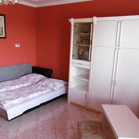 Lala Apartmanok Balatonboglár Buitenkant foto