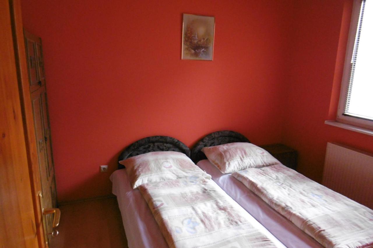 Lala Apartmanok Balatonboglár Buitenkant foto